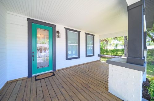 909 26th Ave, Tampa, FL 33605-1749