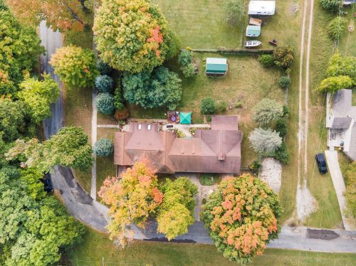 224 Elizabeth St, Sylvan Beach MI 49461-1311 exterior