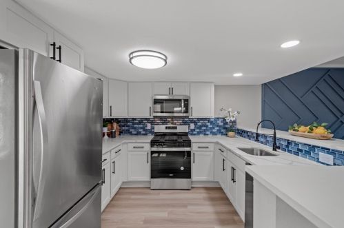 463 Edith St, Pittsburgh PA 15211-1148 exterior