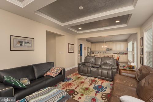 1185 Edgemoor Ct, Lancaster PA 17601-5198 exterior