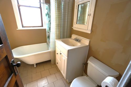 1622 Rockwell St, Chicago IL 60647-5218 exterior