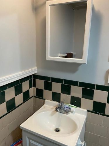 14 Aventine Ave, Providence RI 02904-1211 exterior