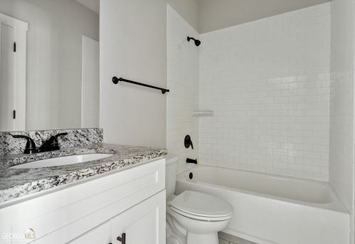 2418 Misty Hollow Pl, Atlanta GA exterior