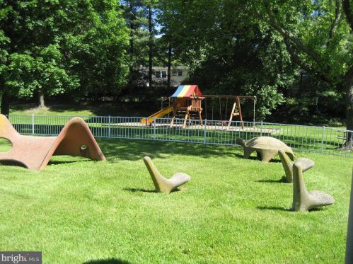 13828 Beacon Hollow Ln, Silver Spring MD 20906-3003 exterior