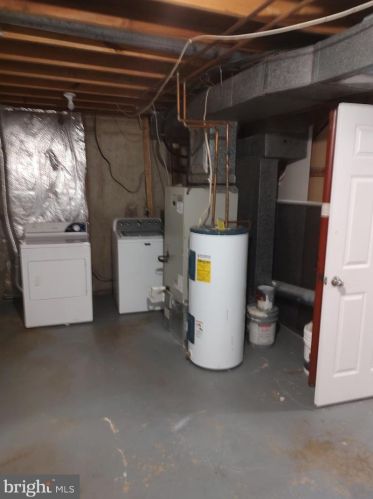 14233 Castle Blvd, Silver Spring MD  20904-4701 exterior