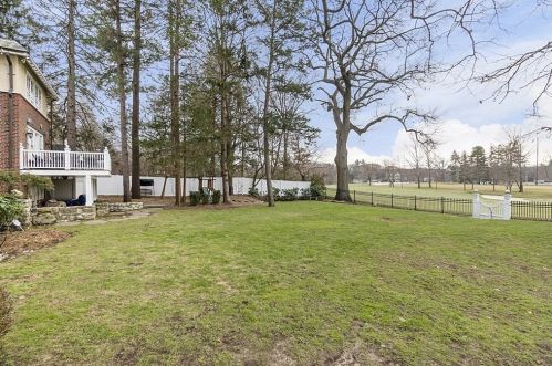 115 Aspen Ave, Newton MA 02466-3022 exterior