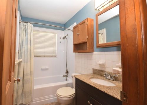 3815 Pne Needle Dr, Duluth GA 30096-2533 exterior