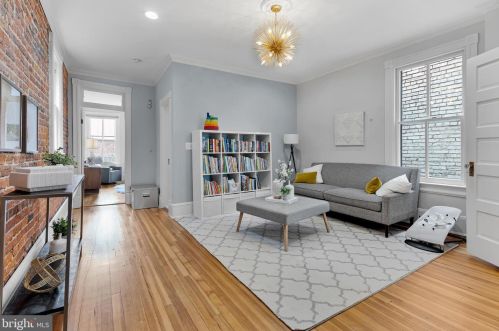 404 6 St, Washington DC 20003-2703 exterior