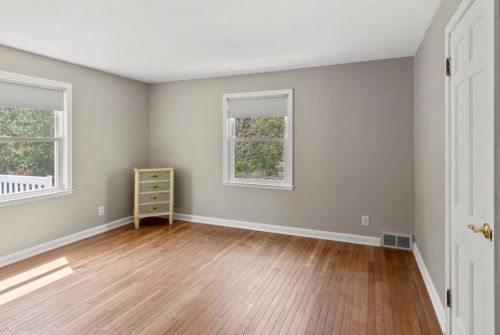 7131 Auburn Ave, Milwaukee WI 53213-3116 exterior