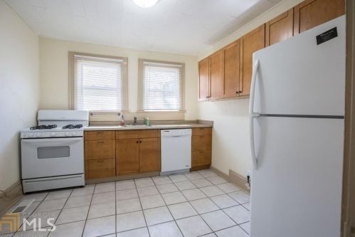 1069 Hemphill Ave, Atlanta GA 30318-5441 exterior