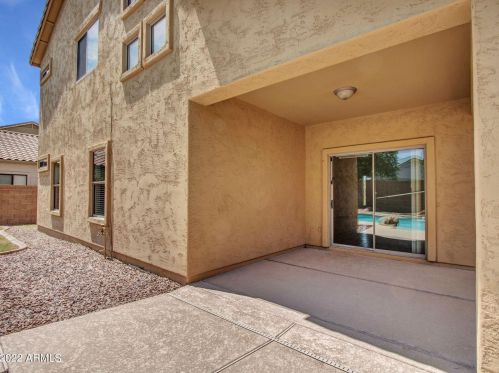 6015 25 Ln, Phoenix AZ 85041-7304 exterior