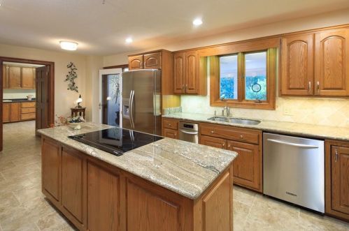 2636 Bridgewater Cir, Gainesville GA 30506-1856 exterior