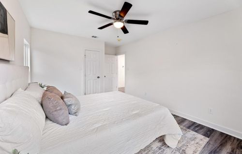 2850 Fls Dr, Dallas TX 75211-9008 exterior