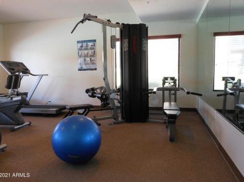 21320 56th St, Phoenix AZ  85054-5401 exterior