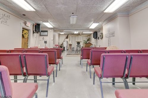 26 Irvine Turner Blvd, Newark, NJ 07103-2950