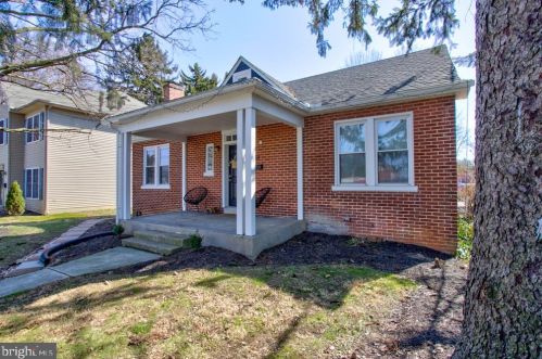 12 Princess Ave, Lancaster, PA 17601-4348