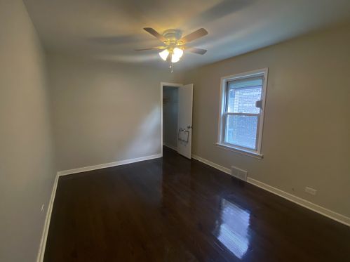 8154 Calumet Ave, Chicago IL  60619-4822 exterior