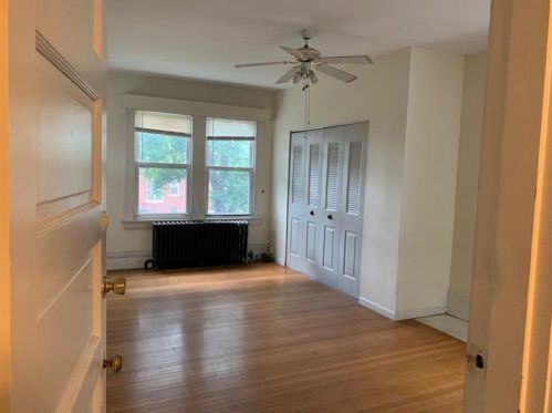 5544 Bryant St, Pittsburgh PA 15206-1675 exterior