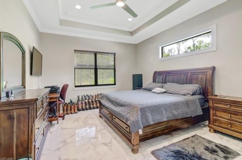 3844 6 Ave, Naples FL 34120-4983 exterior