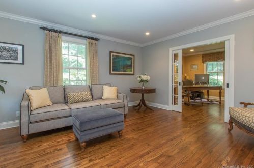 152 Mather St, Wilton CT 06897-5011 exterior