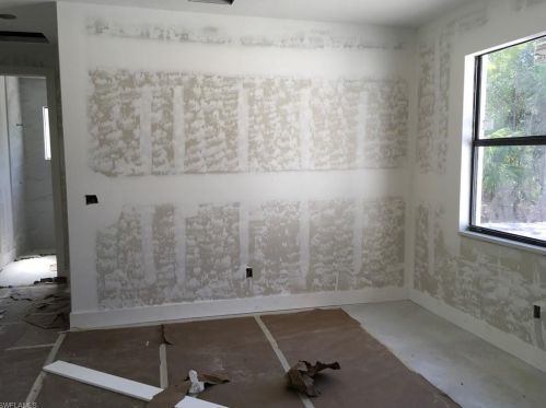 2991 6 Ave, Naples FL 34120-4915 exterior