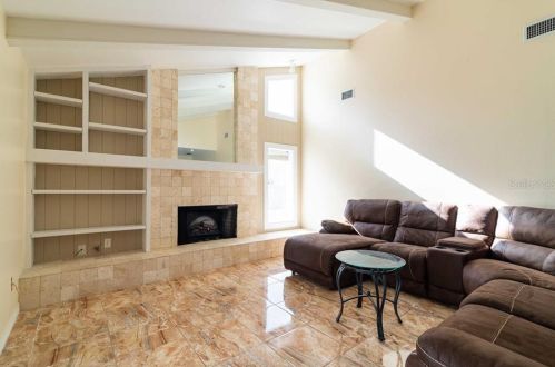 4302 Middle Lk Dr, Tampa FL 33624-3411 exterior