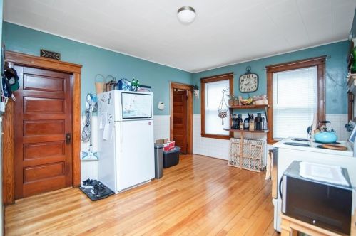 90 Lovell St, Worcester MA 01603-2517 exterior