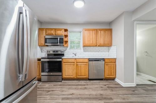 3845 Laurel Brook Way, Lithonia GA  30039-6489 exterior