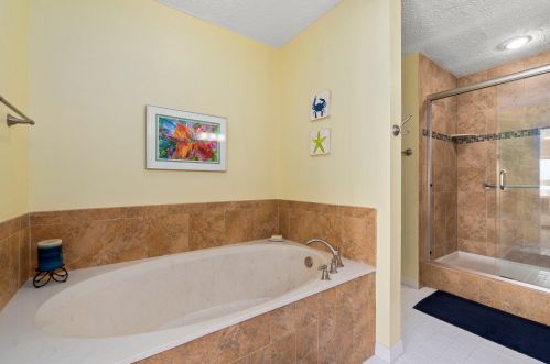 2428 Harbour Cove Dr, Fort Pierce FL  34949-1515 exterior