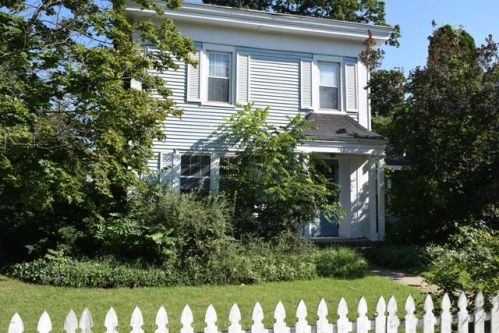 360 Monroe St, Allegan, MI 49010-1219