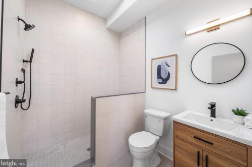 2008 16 St, Philadelphia PA 19121-2339 exterior