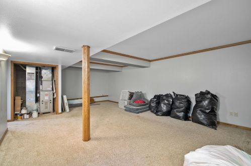 3301 Wagon Wheel Rd, Manitowoc WI 54220-8713 exterior