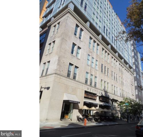 1101 Locust St, Philadelphia PA 19107-5519 exterior