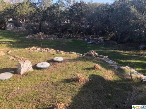 376 Fawn Dr, Spring Branch TX 78070-4704 exterior