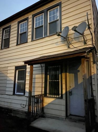 3703 Palmer St, Chicago IL  60647-2334 exterior