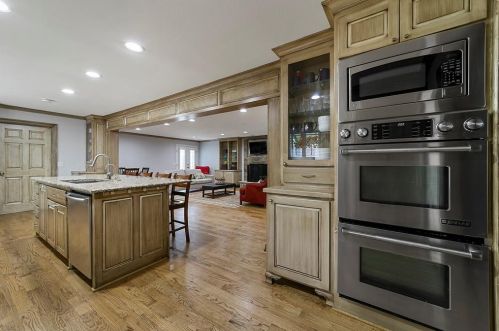 10526 Berry Knl Dr, Dallas TX 75230-4245 exterior