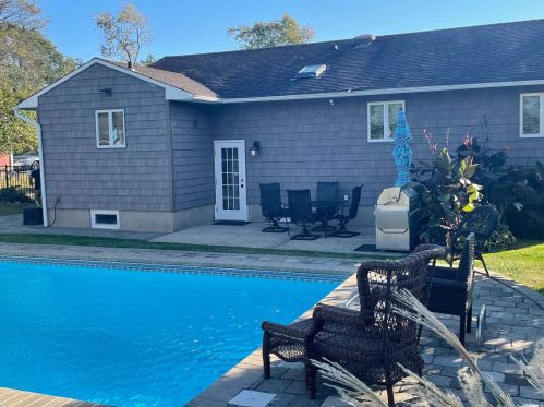 33 Laurinda Dr, Commack NY 11725-4503 exterior