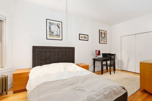 1466 Farragut Ave, Chicago IL 60640-1010 exterior