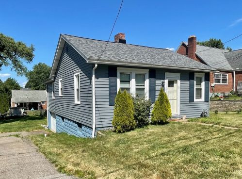 214 Neilson Ave, Pittsburgh PA  15238-3622 exterior