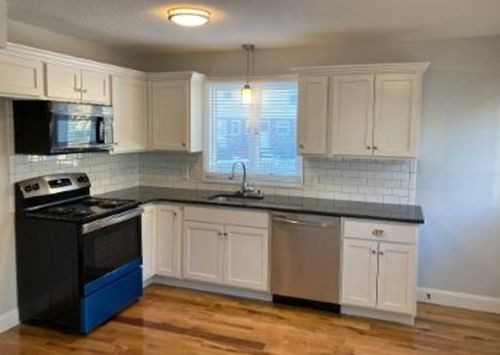 212 Middle St, Springfield MA  01104-2600 exterior