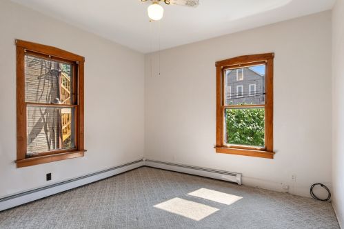 2539 Marshfield Ave, Chicago IL 60614-1907 exterior