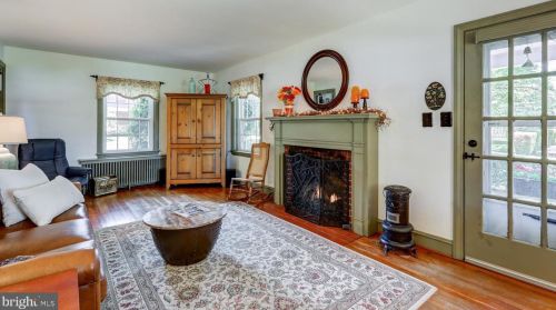 2013 Marietta Ave, Lancaster PA 17603-2205 exterior