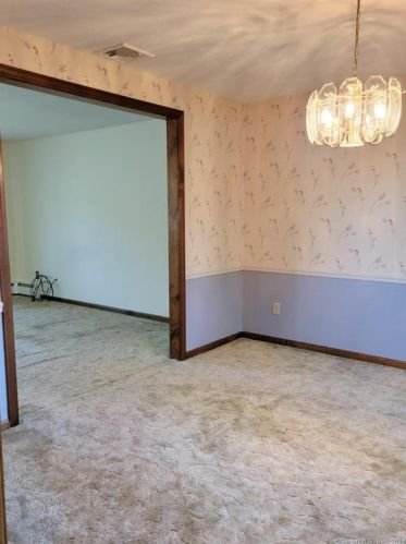 320 Alexander Rd, New Britain CT 06053-1048 exterior