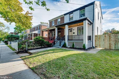 439 Newcomb St, Washington DC  20032-2650 exterior