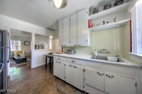 2711 7th St, Phoenix AZ  85006-1003 exterior