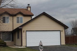 2832 Dorothy Dr, Aurora, IL 60504-7511