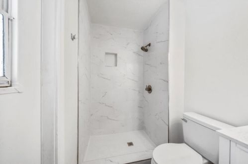 1702 Hampshire Ln, Fort Pierce FL 34953-2046 exterior