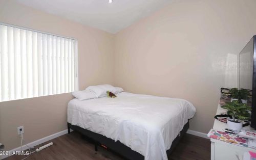 5628 42nd St, Phoenix AZ 85032-2267 exterior