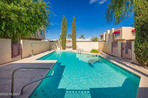 116 Pastime Rd, Tucson AZ  85705-3302 exterior