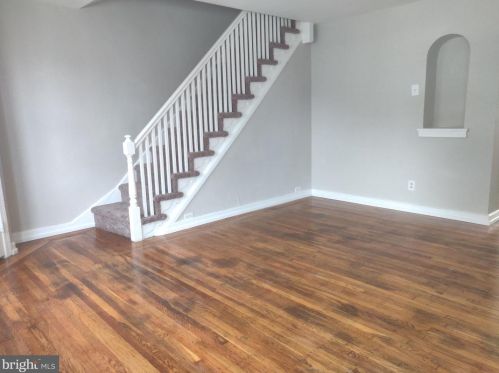 6307 Jackson St, Philadelphia PA  19135-3224 exterior